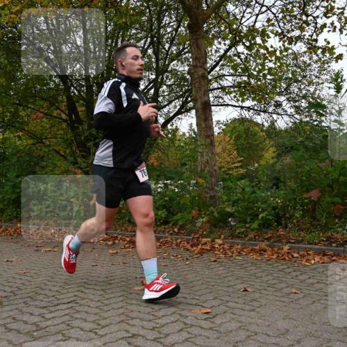 11.10.2026 - Bramfelder Halbmarathon 2026 J. Mangold http://msf.ph/oto/10828530 11.10.2026 10:55:09 Laufen 173, 526, 761 meine-sportfotos.de