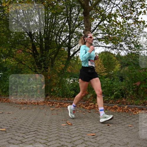 11.10.2026 - Bramfelder Halbmarathon 2026 J. Mangold http://msf.ph/oto/10828549 11.10.2026 10:55:38 Laufen 266, 309 meine-sportfotos.de