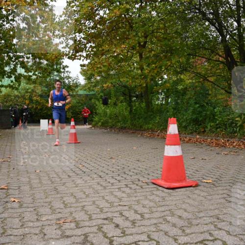 11.10.2026 - Bramfelder Halbmarathon 2026 J. Mangold http://msf.ph/oto/10828693 11.10.2026 10:57:36 Laufen 6, 363 meine-sportfotos.de
