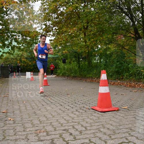 11.10.2026 - Bramfelder Halbmarathon 2026 J. Mangold http://msf.ph/oto/10828699 11.10.2026 10:57:37 Laufen 6, 363 meine-sportfotos.de