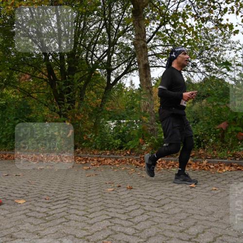11.10.2026 - Bramfelder Halbmarathon 2026 J. Mangold http://msf.ph/oto/10828729 11.10.2026 10:57:59 Laufen 25, 788 meine-sportfotos.de