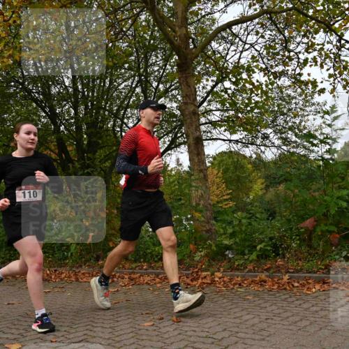 11.10.2026 - Bramfelder Halbmarathon 2026 J. Mangold http://msf.ph/oto/10828759 11.10.2026 10:58:20 Laufen 110, 191, 455, 614, 801 meine-sportfotos.de