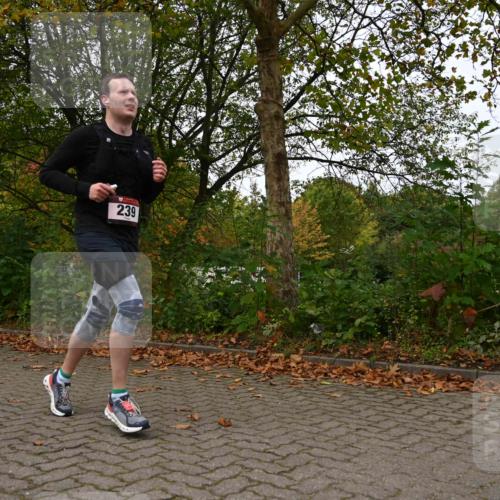 11.10.2026 - Bramfelder Halbmarathon 2026 J. Mangold http://msf.ph/oto/10828850 11.10.2026 10:59:38 Laufen 239, 799 meine-sportfotos.de