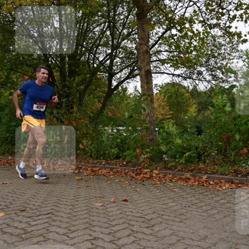 11.10.2026 - Bramfelder Halbmarathon 2026 J. Mangold http://msf.ph/oto/10828869 11.10.2026 10:59:52 Laufen 456 meine-sportfotos.de