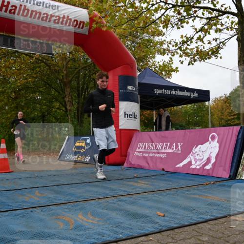11.10.2026 - Bramfelder Halbmarathon 2026 J. Mangold http://msf.ph/oto/10828898 11.10.2026 11:00:32 Laufen 62, 432, 452, 605, 738 meine-sportfotos.de