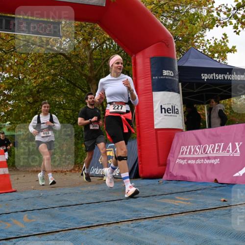 11.10.2026 - Bramfelder Halbmarathon 2026 J. Mangold http://msf.ph/oto/10828971 11.10.2026 11:01:01 Laufen 227, 300, 329, 385, 463, 714 meine-sportfotos.de