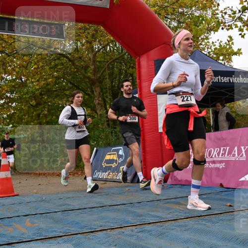 11.10.2026 - Bramfelder Halbmarathon 2026 J. Mangold http://msf.ph/oto/10828975 11.10.2026 11:01:01 Laufen 227, 300, 329, 385, 463, 714 meine-sportfotos.de