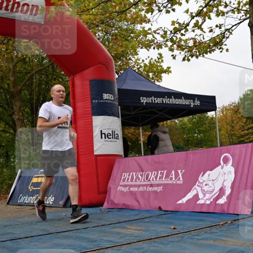 11.10.2026 - Bramfelder Halbmarathon 2026 J. Mangold http://msf.ph/oto/10828989 11.10.2026 11:01:07 Laufen 329, 385, 714 meine-sportfotos.de