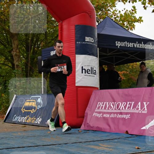 11.10.2026 - Bramfelder Halbmarathon 2026 J. Mangold http://msf.ph/oto/10829018 11.10.2026 11:01:22 Laufen 253 meine-sportfotos.de