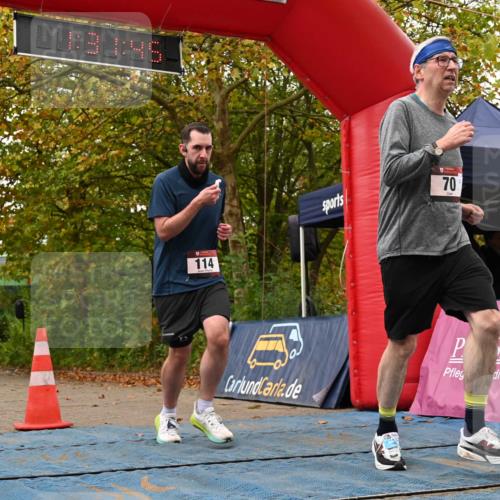 11.10.2026 - Bramfelder Halbmarathon 2026 J. Mangold http://msf.ph/oto/10829111 11.10.2026 11:01:43 Laufen 70, 114, 427 meine-sportfotos.de