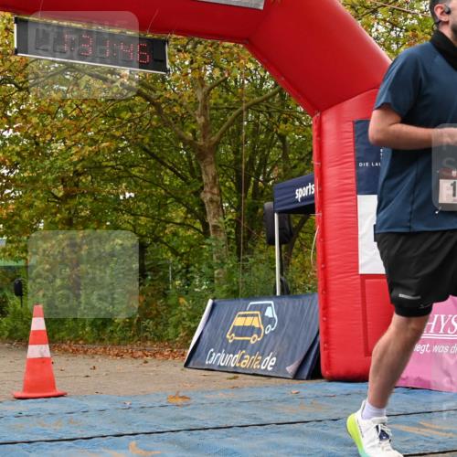11.10.2026 - Bramfelder Halbmarathon 2026 J. Mangold http://msf.ph/oto/10829116 11.10.2026 11:01:44 Laufen 70, 114, 427 meine-sportfotos.de