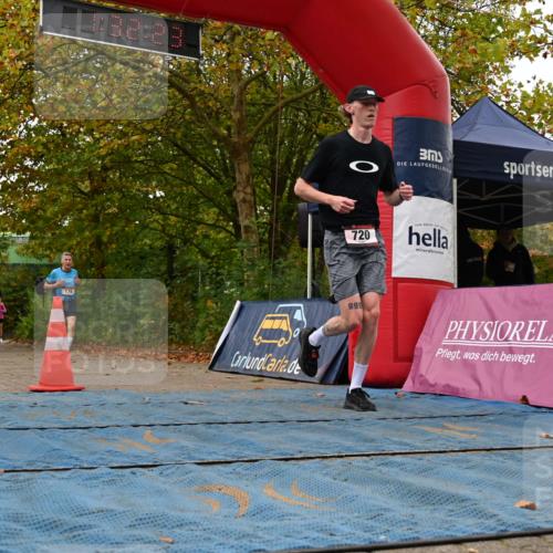 11.10.2026 - Bramfelder Halbmarathon 2026 J. Mangold http://msf.ph/oto/10829172 11.10.2026 11:02:21 Laufen 82, 176, 254, 720 meine-sportfotos.de