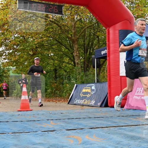11.10.2026 - Bramfelder Halbmarathon 2026 J. Mangold http://msf.ph/oto/10829190 11.10.2026 11:02:25 Laufen 44, 82, 176, 429, 720 meine-sportfotos.de