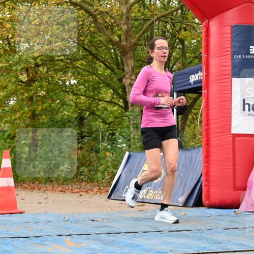 11.10.2026 - Bramfelder Halbmarathon 2026 J. Mangold http://msf.ph/oto/10829224 11.10.2026 11:02:31 Laufen 44, 429 meine-sportfotos.de