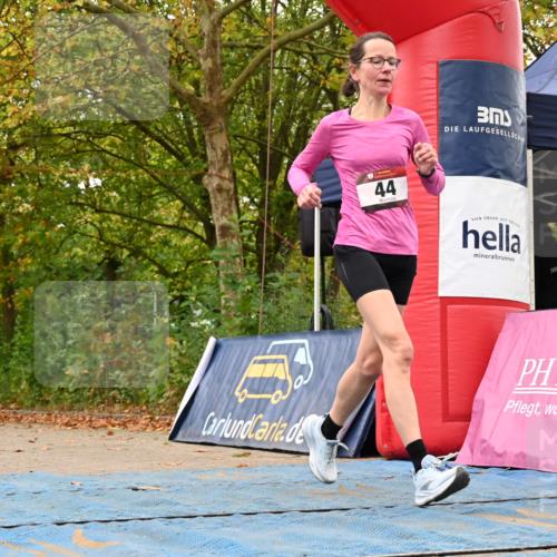 11.10.2026 - Bramfelder Halbmarathon 2026 J. Mangold http://msf.ph/oto/10829226 11.10.2026 11:02:31 Laufen 44, 429 meine-sportfotos.de