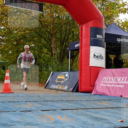 11.10.2026 - Bramfelder Halbmarathon 2026 J. Mangold http://msf.ph/oto/10829232 11.10.2026 11:02:37 Laufen 822 meine-sportfotos.de