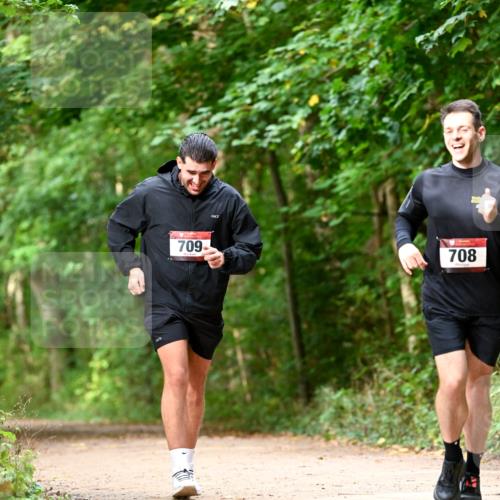 11.10.2026 - Bramfelder Halbmarathon 2026 Dr. Thomas Lammeyer http://msf.ph/oto/10829272 11.10.2026 11:09:16 Laufen 709, 708 meine-sportfotos.de