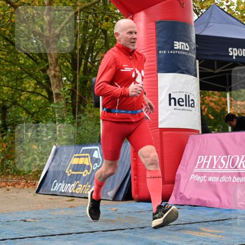 11.10.2026 - Bramfelder Halbmarathon 2026 J. Mangold http://msf.ph/oto/10829292 11.10.2026 11:03:34 Laufen 104, 164, 382 meine-sportfotos.de