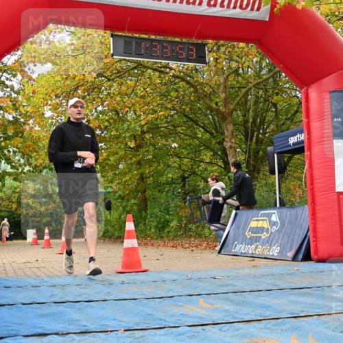 11.10.2026 - Bramfelder Halbmarathon 2026 J. Mangold http://msf.ph/oto/10829314 11.10.2026 11:03:51 Laufen 465 meine-sportfotos.de