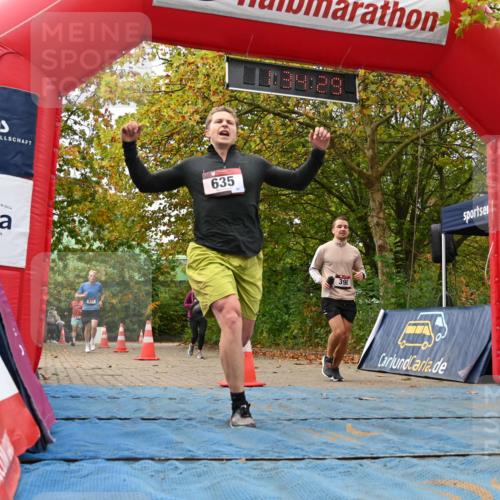11.10.2026 - Bramfelder Halbmarathon 2026 J. Mangold http://msf.ph/oto/10829342 11.10.2026 11:04:28 Laufen 271, 371, 392, 428, 576, 635 meine-sportfotos.de
