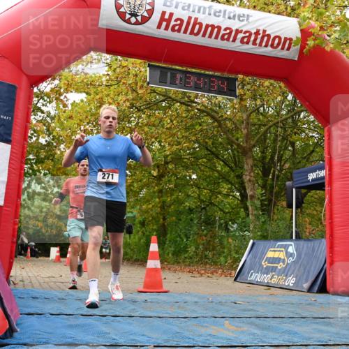 11.10.2026 - Bramfelder Halbmarathon 2026 J. Mangold http://msf.ph/oto/10829364 11.10.2026 11:04:32 Laufen 271, 371, 392, 428, 576, 635 meine-sportfotos.de