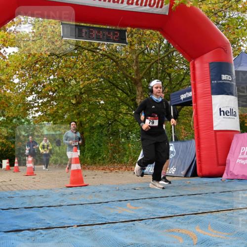 11.10.2026 - Bramfelder Halbmarathon 2026 J. Mangold http://msf.ph/oto/10829389 11.10.2026 11:04:41 Laufen 69, 79, 195, 467, 473 meine-sportfotos.de