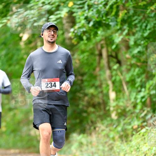 11.10.2026 - Bramfelder Halbmarathon 2026 Dr. Thomas Lammeyer http://msf.ph/oto/10829404 11.10.2026 11:10:17 Laufen 234 meine-sportfotos.de