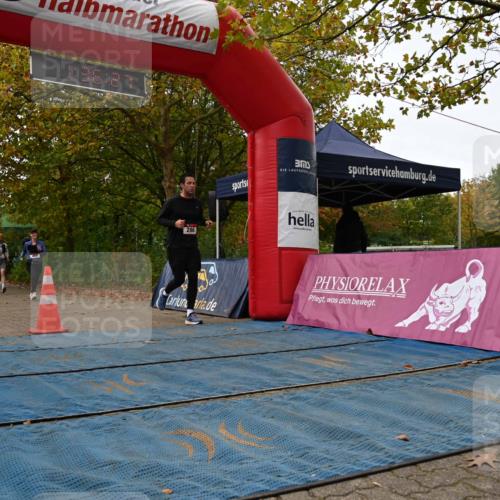 11.10.2026 - Bramfelder Halbmarathon 2026 J. Mangold http://msf.ph/oto/10829487 11.10.2026 11:06:26 Laufen 286, 489, 606 meine-sportfotos.de