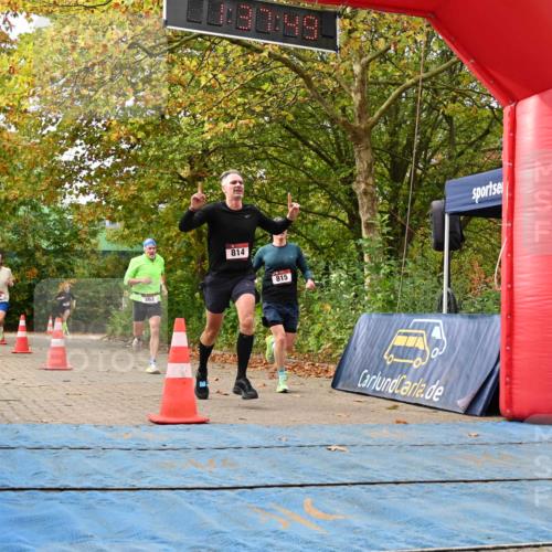 11.10.2026 - Bramfelder Halbmarathon 2026 J. Mangold http://msf.ph/oto/10829638 11.10.2026 11:07:47 Laufen 262, 704, 814, 815 meine-sportfotos.de