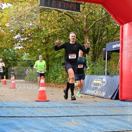 11.10.2026 - Bramfelder Halbmarathon 2026 J. Mangold http://msf.ph/oto/10829642 11.10.2026 11:07:48 Laufen 33, 262, 704, 814, 815 meine-sportfotos.de