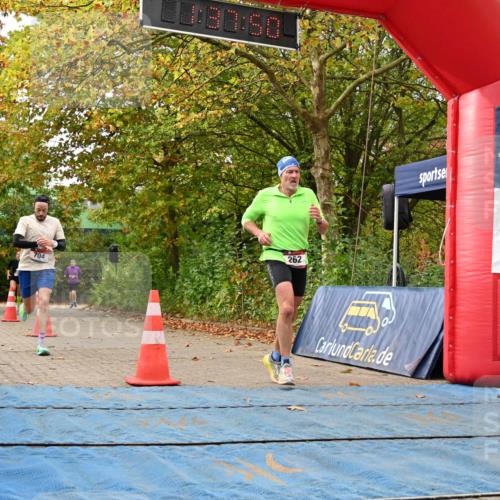 11.10.2026 - Bramfelder Halbmarathon 2026 J. Mangold http://msf.ph/oto/10829655 11.10.2026 11:07:49 Laufen 33, 262, 704, 814, 815 meine-sportfotos.de