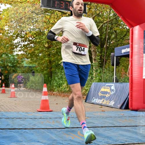 11.10.2026 - Bramfelder Halbmarathon 2026 J. Mangold http://msf.ph/oto/10829675 11.10.2026 11:07:51 Laufen 33, 262, 704, 814, 815 meine-sportfotos.de