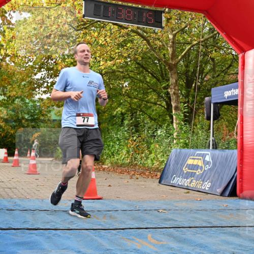 11.10.2026 - Bramfelder Halbmarathon 2026 J. Mangold http://msf.ph/oto/10829763 11.10.2026 11:08:13 Laufen 77, 560 meine-sportfotos.de