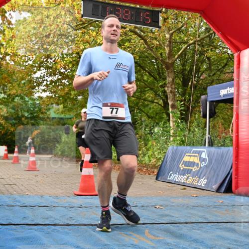 11.10.2026 - Bramfelder Halbmarathon 2026 J. Mangold http://msf.ph/oto/10829767 11.10.2026 11:08:14 Laufen 77, 560 meine-sportfotos.de