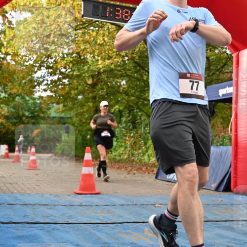 11.10.2026 - Bramfelder Halbmarathon 2026 J. Mangold http://msf.ph/oto/10829775 11.10.2026 11:08:15 Laufen 77, 560 meine-sportfotos.de