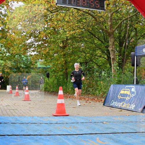 11.10.2026 - Bramfelder Halbmarathon 2026 J. Mangold http://msf.ph/oto/10829818 11.10.2026 11:08:53 Laufen 54, 240 meine-sportfotos.de