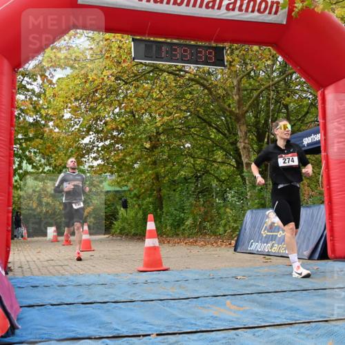 11.10.2026 - Bramfelder Halbmarathon 2026 J. Mangold http://msf.ph/oto/10829929 11.10.2026 11:09:37 Laufen 274, 730 meine-sportfotos.de
