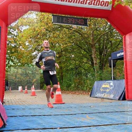 11.10.2026 - Bramfelder Halbmarathon 2026 J. Mangold http://msf.ph/oto/10829941 11.10.2026 11:09:39 Laufen 274, 730 meine-sportfotos.de