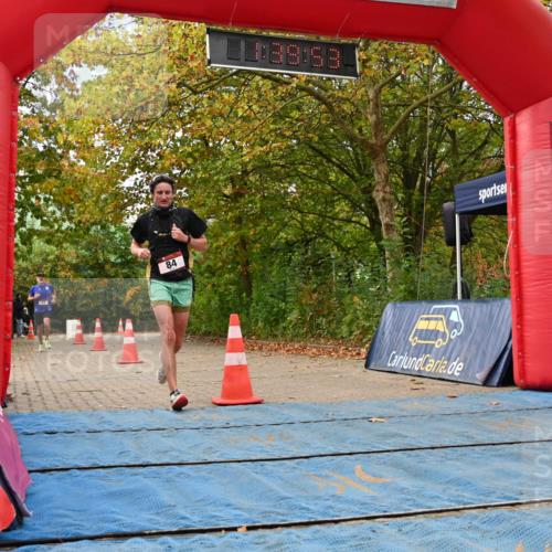 11.10.2026 - Bramfelder Halbmarathon 2026 J. Mangold http://msf.ph/oto/10829950 11.10.2026 11:09:51 Laufen 17, 84 meine-sportfotos.de