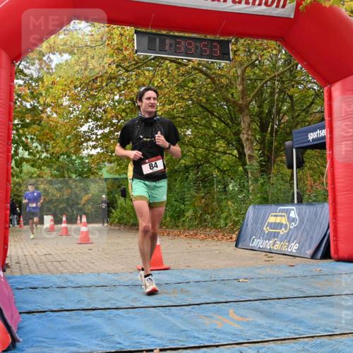 11.10.2026 - Bramfelder Halbmarathon 2026 J. Mangold http://msf.ph/oto/10829956 11.10.2026 11:09:52 Laufen 17, 84 meine-sportfotos.de