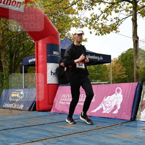 11.10.2026 - Bramfelder Halbmarathon 2026 J. Mangold http://msf.ph/oto/10829993 11.10.2026 11:10:03 Laufen 541 meine-sportfotos.de