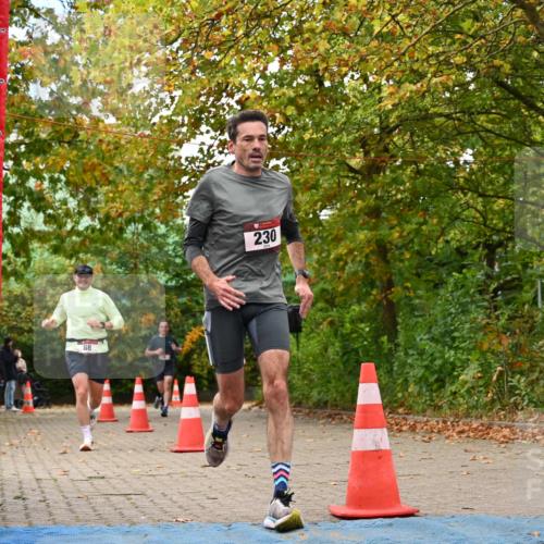 11.10.2026 - Bramfelder Halbmarathon 2026 J. Mangold http://msf.ph/oto/10830033 11.10.2026 11:10:20 Laufen 9, 88, 155, 230 meine-sportfotos.de