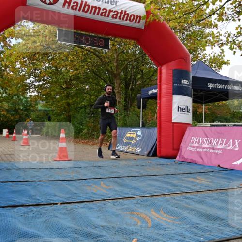 11.10.2026 - Bramfelder Halbmarathon 2026 J. Mangold http://msf.ph/oto/10830094 11.10.2026 11:10:57 Laufen 102 meine-sportfotos.de