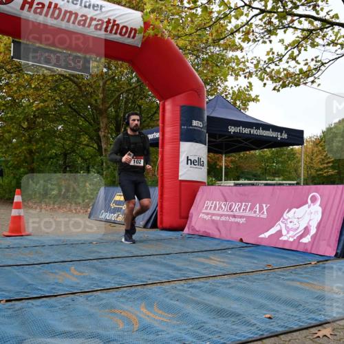 11.10.2026 - Bramfelder Halbmarathon 2026 J. Mangold http://msf.ph/oto/10830101 11.10.2026 11:10:57 Laufen 102 meine-sportfotos.de