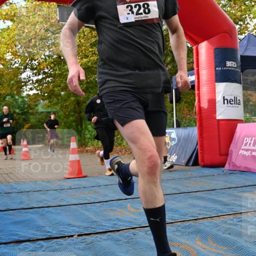 11.10.2026 - Bramfelder Halbmarathon 2026 J. Mangold http://msf.ph/oto/10830138 11.10.2026 11:11:52 Laufen 221, 328, 534, 649 meine-sportfotos.de
