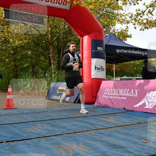 11.10.2026 - Bramfelder Halbmarathon 2026 J. Mangold http://msf.ph/oto/10830187 11.10.2026 11:12:35 Laufen 562, 563, 633 meine-sportfotos.de
