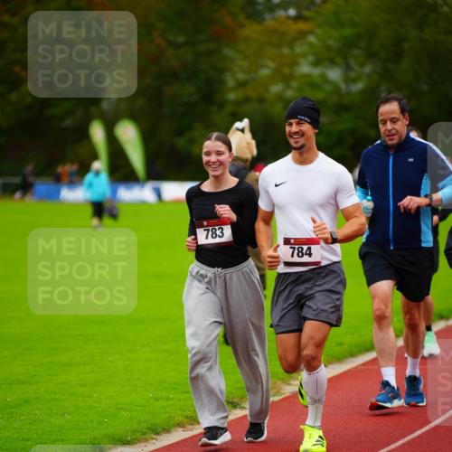 11.10.2026 - Bramfelder Halbmarathon 2026 LAZAROV Photography http://msf.ph/oto/10838094 11.10.2026 09:36:11 Laufen 783, 784 meine-sportfotos.de