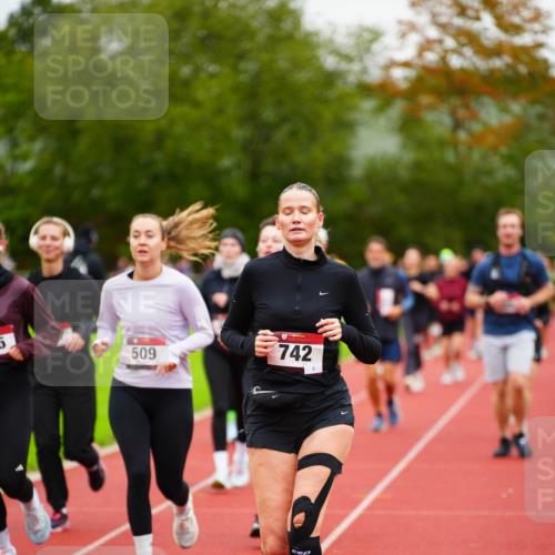11.10.2026 - Bramfelder Halbmarathon 2026 LAZAROV Photography http://msf.ph/oto/10838188 11.10.2026 09:36:33 Laufen 509, 742 meine-sportfotos.de