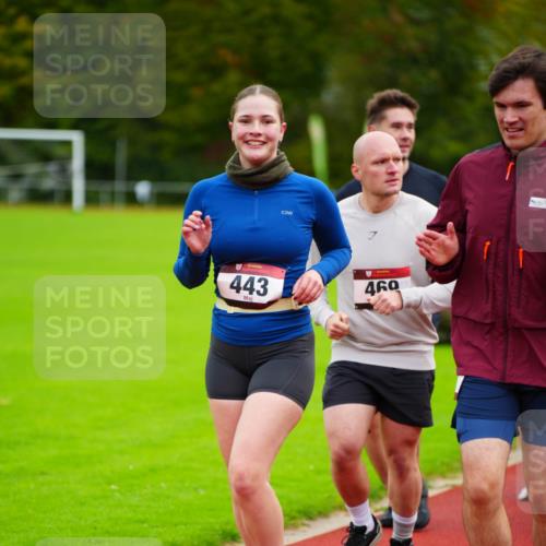 11.10.2026 - Bramfelder Halbmarathon 2026 LAZAROV Photography http://msf.ph/oto/10838383 11.10.2026 09:37:26 Laufen 443, 460 meine-sportfotos.de