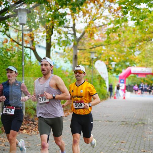 11.10.2026 - Bramfelder Halbmarathon 2026 LAZAROV Photography http://msf.ph/oto/10838615 11.10.2026 10:11:47 Laufen 212, 376, 580 meine-sportfotos.de